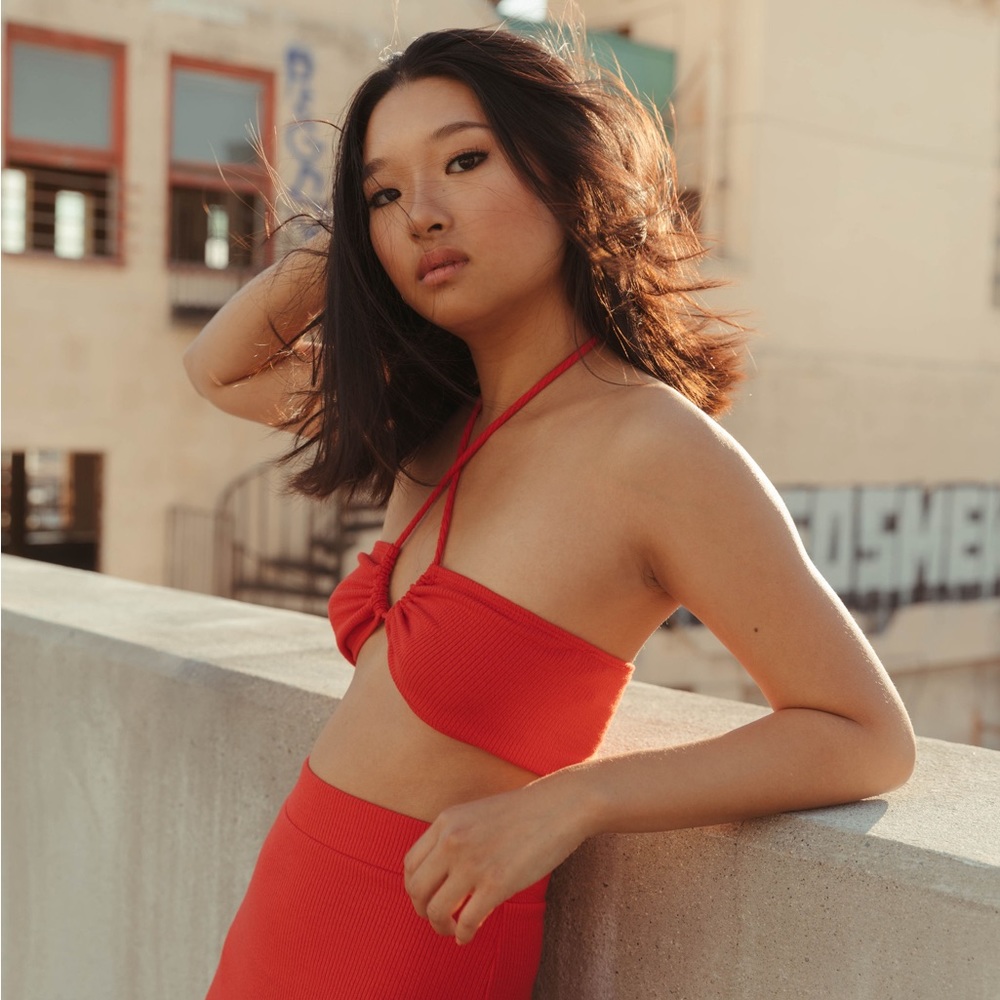 Red two piece set - Picture 2 of 6